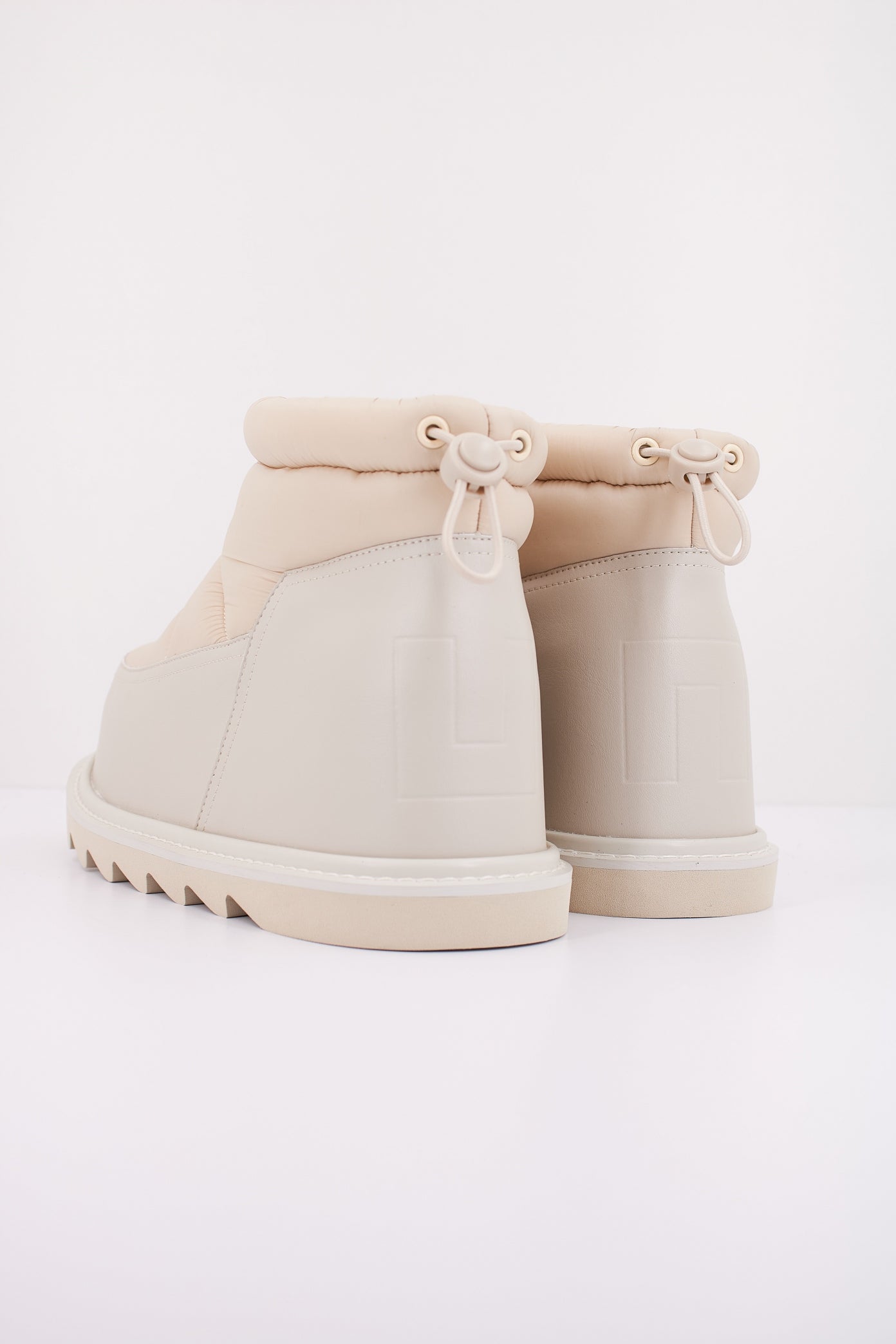UNITED NUDE SEMBLA BUBBLE BOOTIE en color BEIS (4)