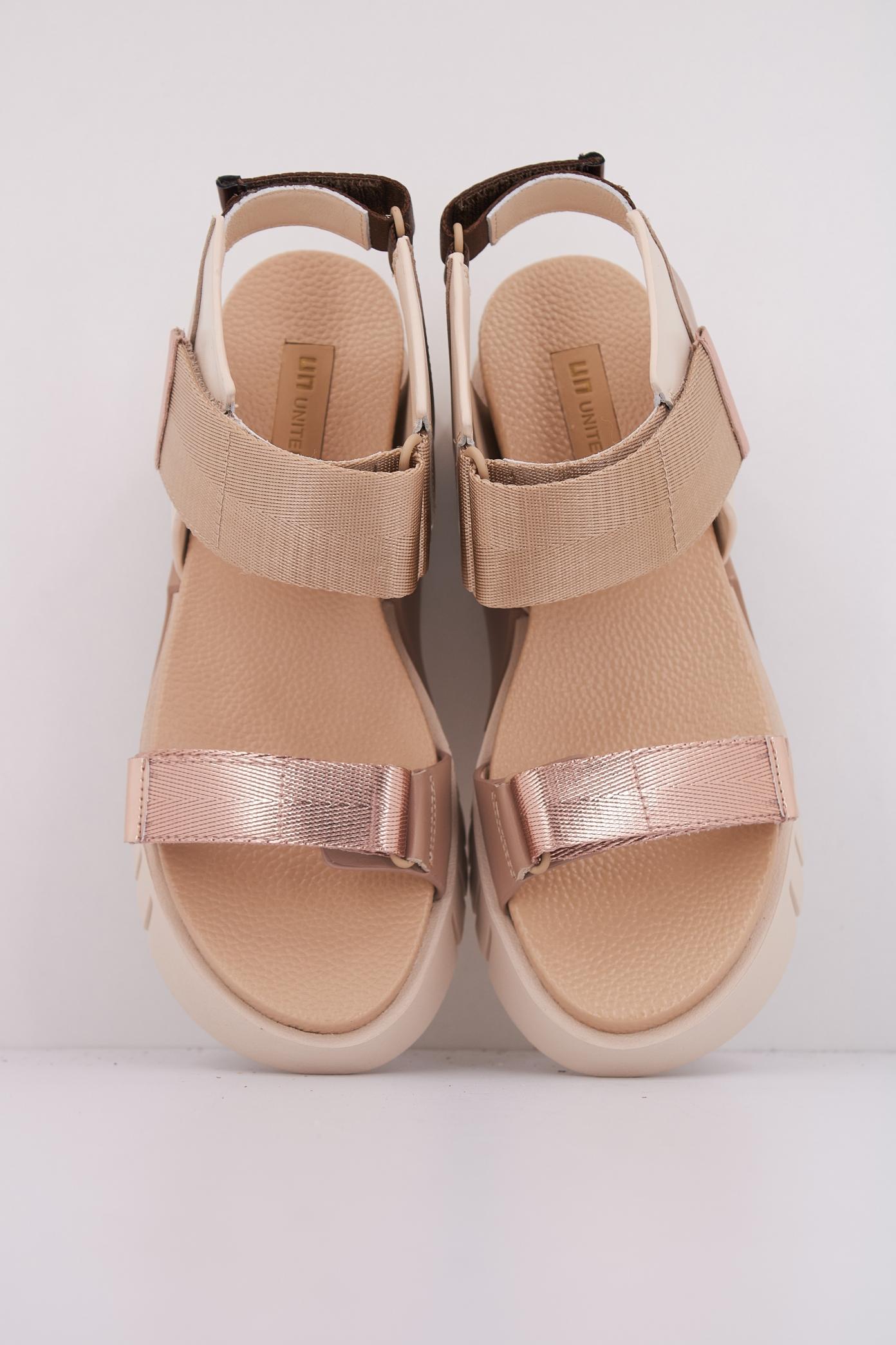UNITED NUDE DELTA RUN en color MARRON CLARO (3)