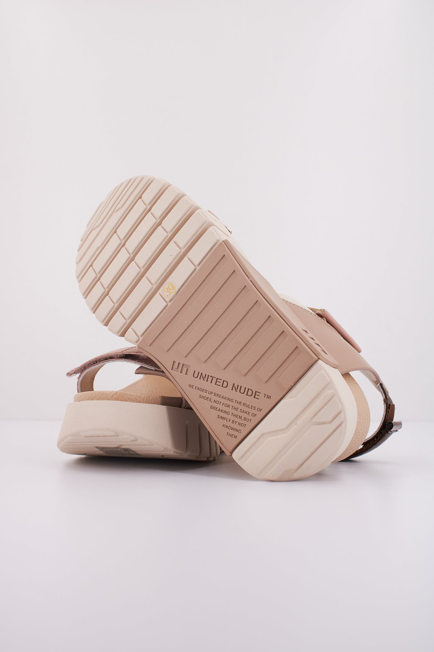 UNITED NUDE DELTA RUN en color MARRON CLARO (5)