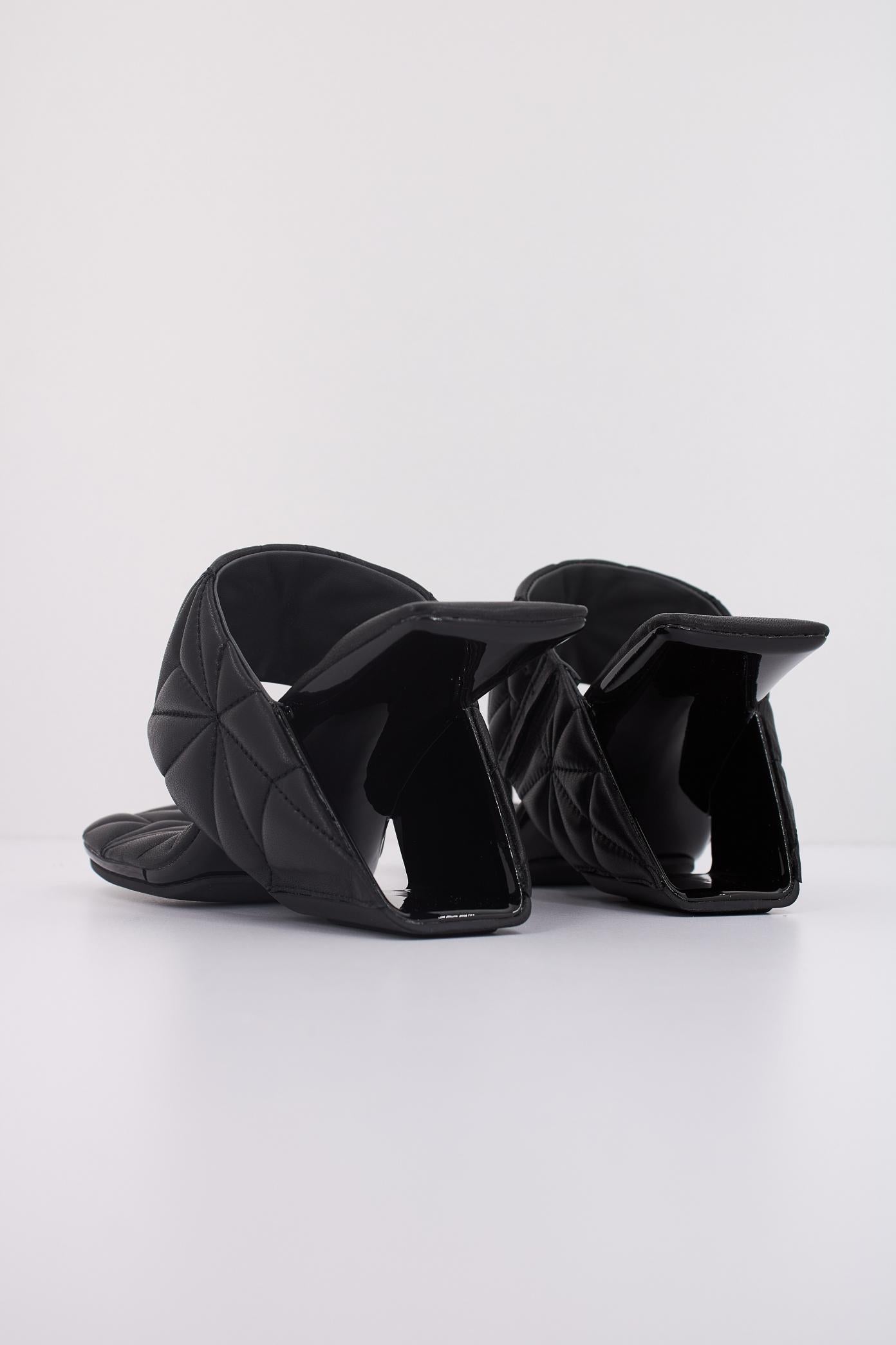 UNITED NUDE LOOP TOE HI en color NEGRO (4)