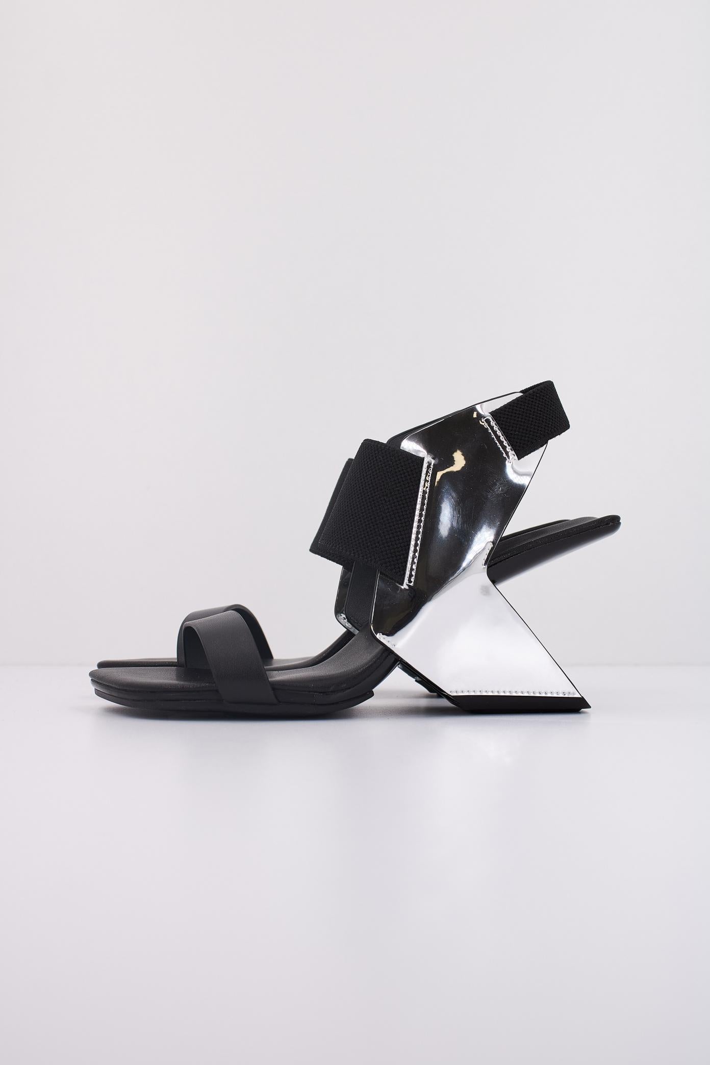 UNITED NUDE LOOP REIKI HI en color NEGRO (1)