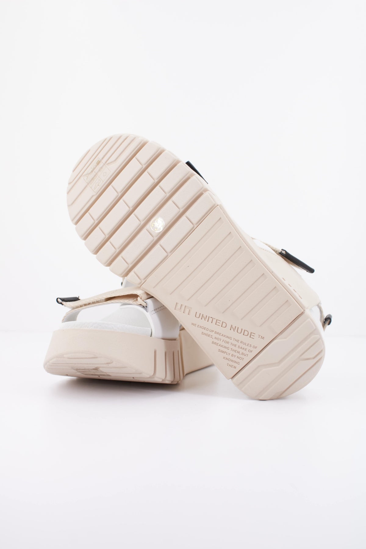 UNITED NUDE DELTA RUN en color BEIS (5)