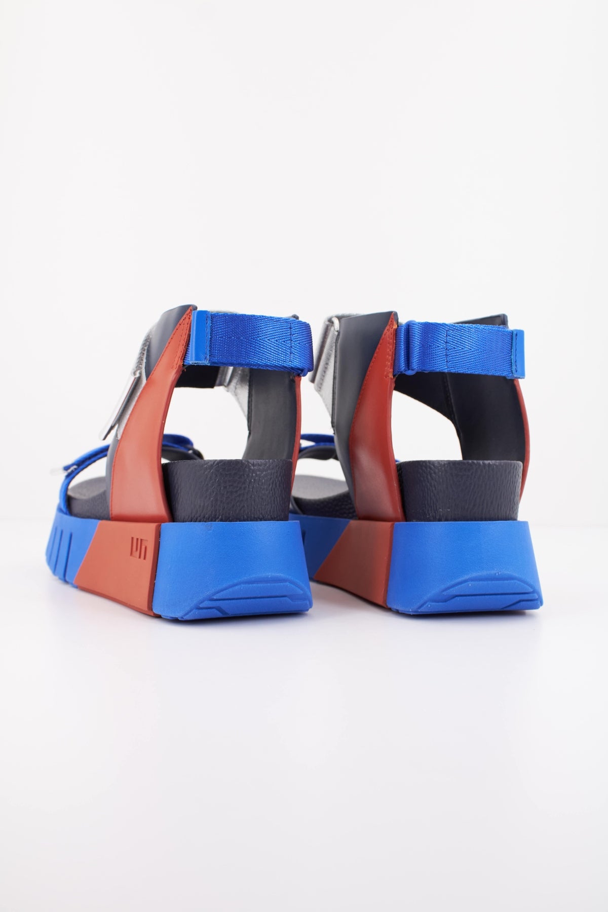 UNITED NUDE DELTA RUN en color AZUL (4)
