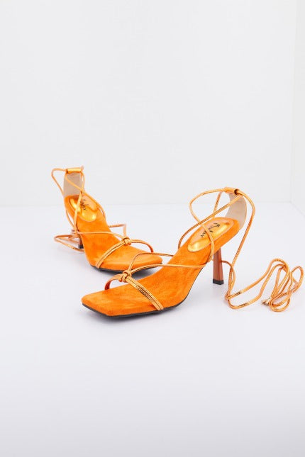 MENBUR M en color NARANJA (2)