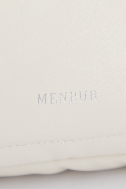 MENBUR M en color BLANCO (4)