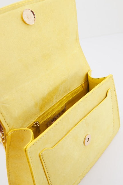 MENBUR M BOLSO BANDOLERA MICROFIBRA D en color AMARILLO (3)