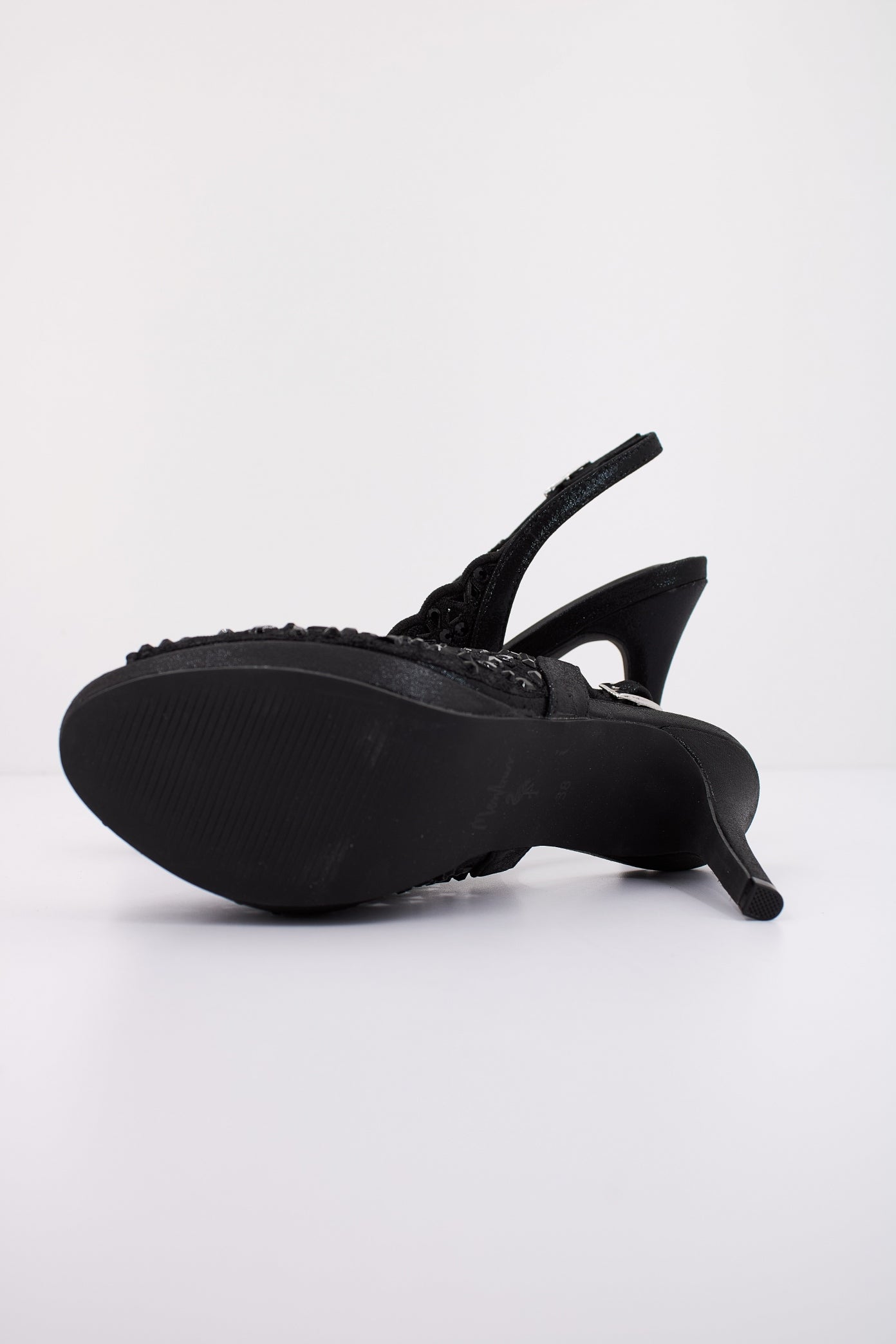 MENBUR M en color NEGRO (4)