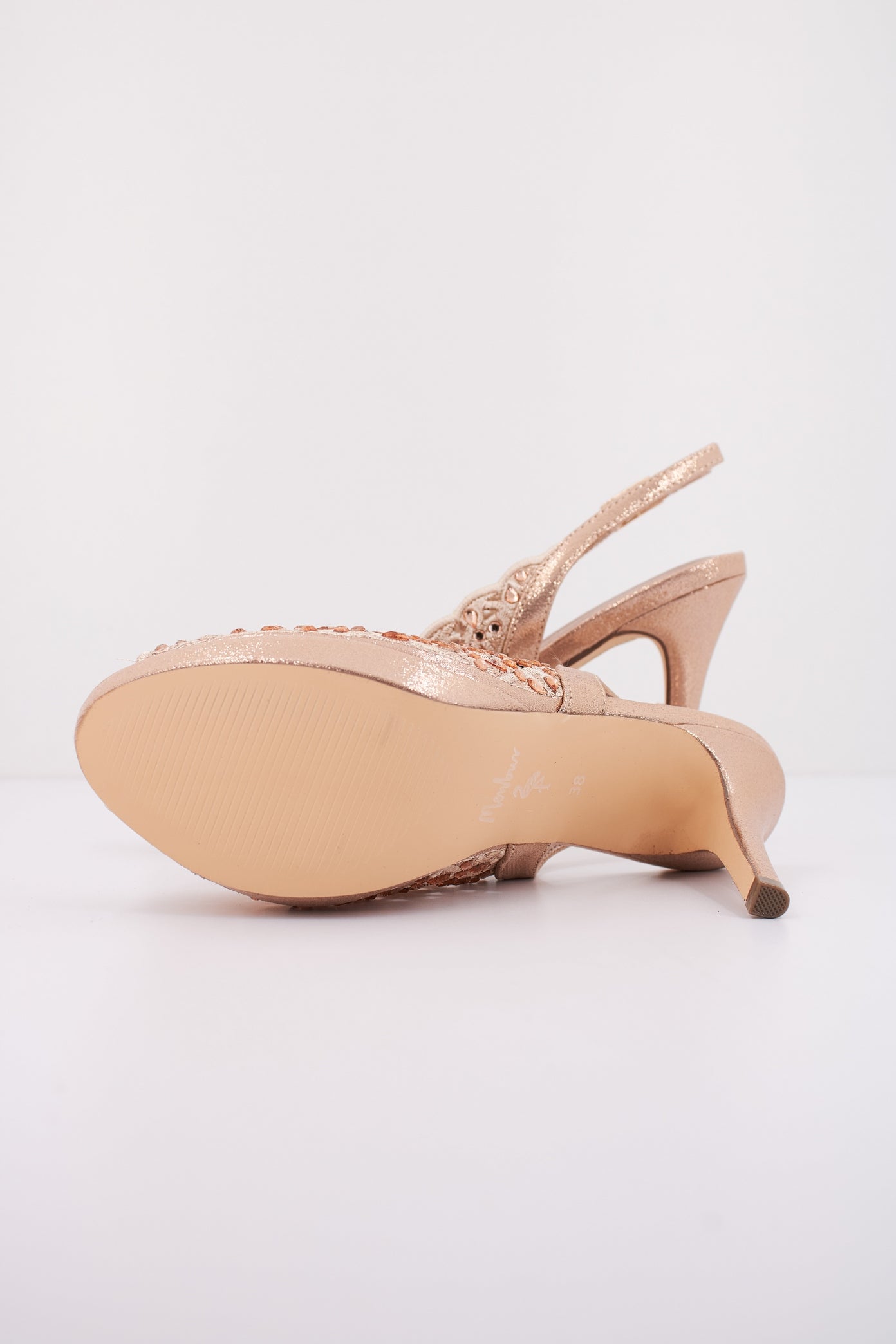 MENBUR M en color NUDE (4)