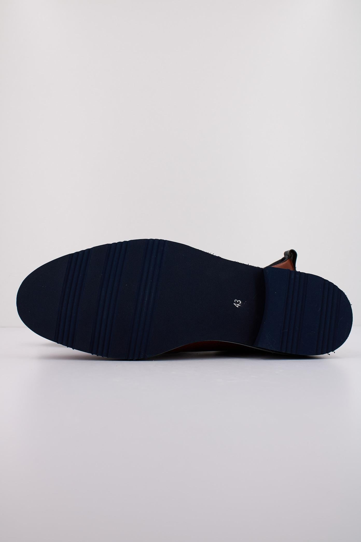KEEP HONEST ZAPATO CORDONES en color MARRON (4)