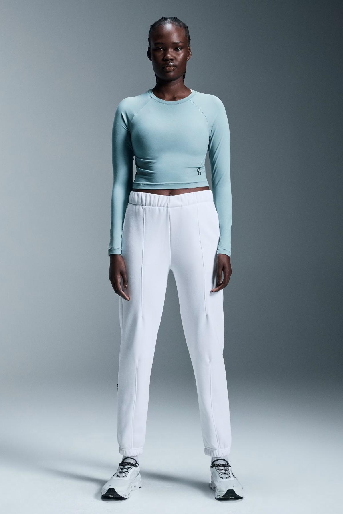 ON RUNNING CLUB PANTS en color BLANCO (5)