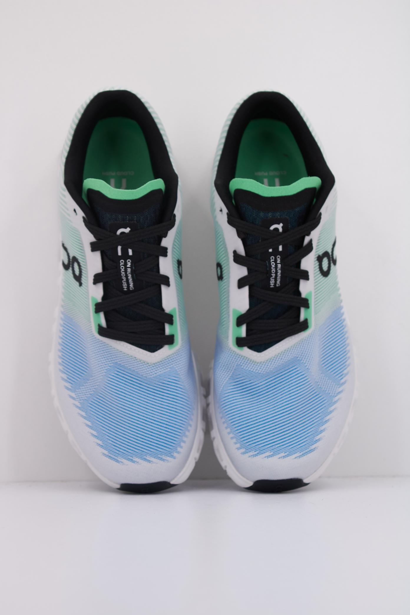 ON RUNNING CLOUD PUSH en color VERDE (3)