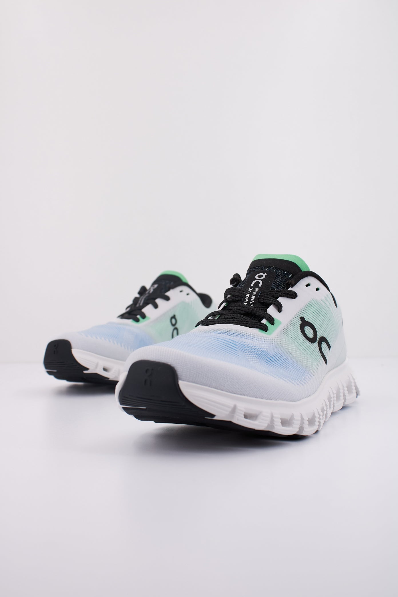 ON RUNNING CLOUD PUSH en color AZUL (2)