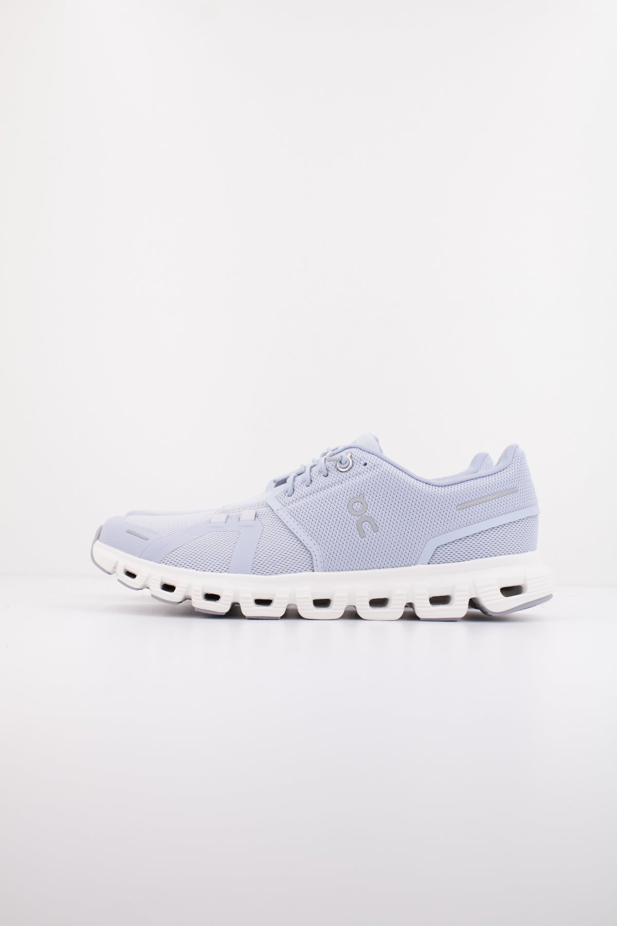 ON RUNNING CLOUD en color AZUL (1)