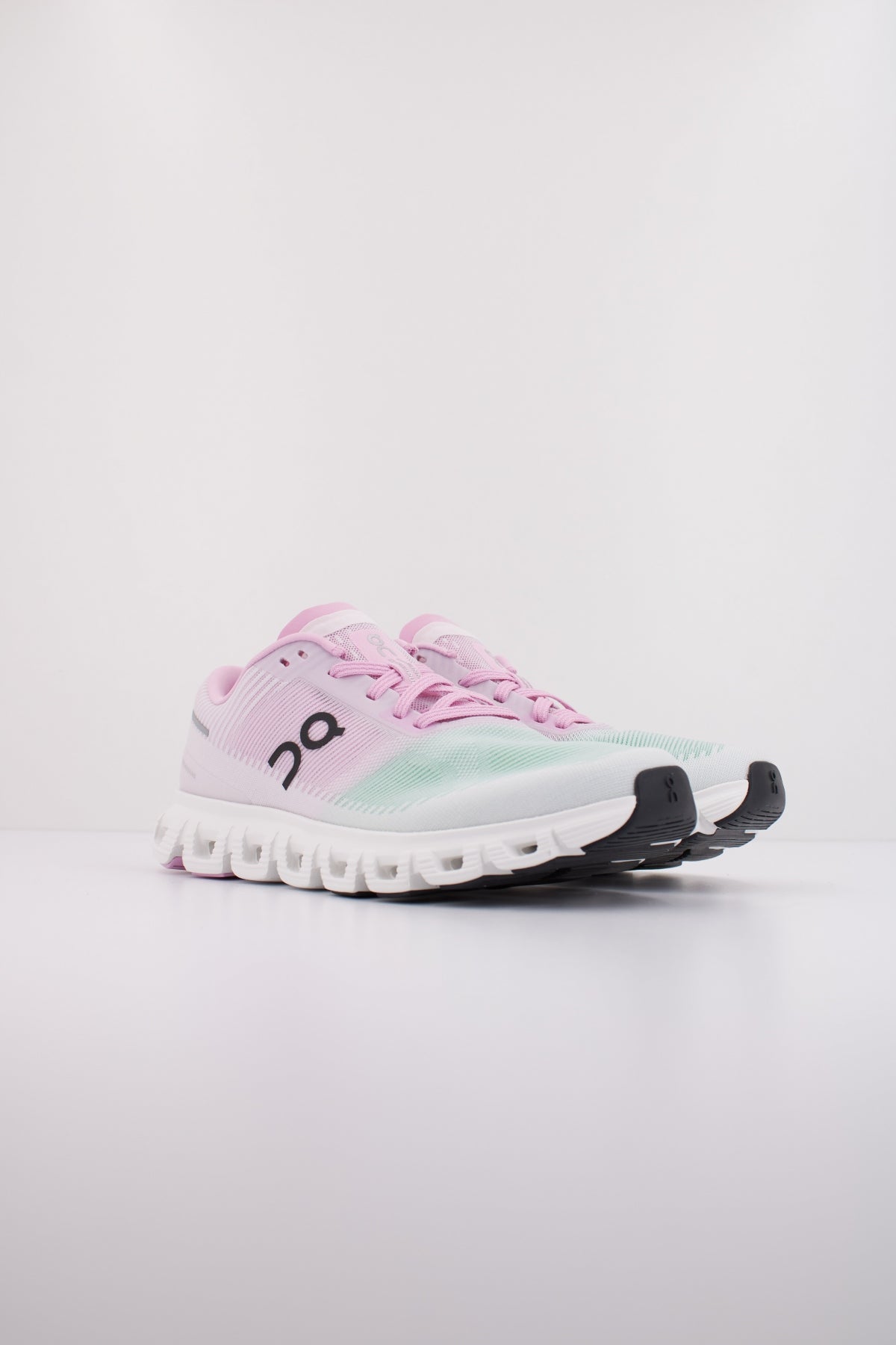 ON RUNNING CLOUD PUSH en color MULTICOLOR (2)