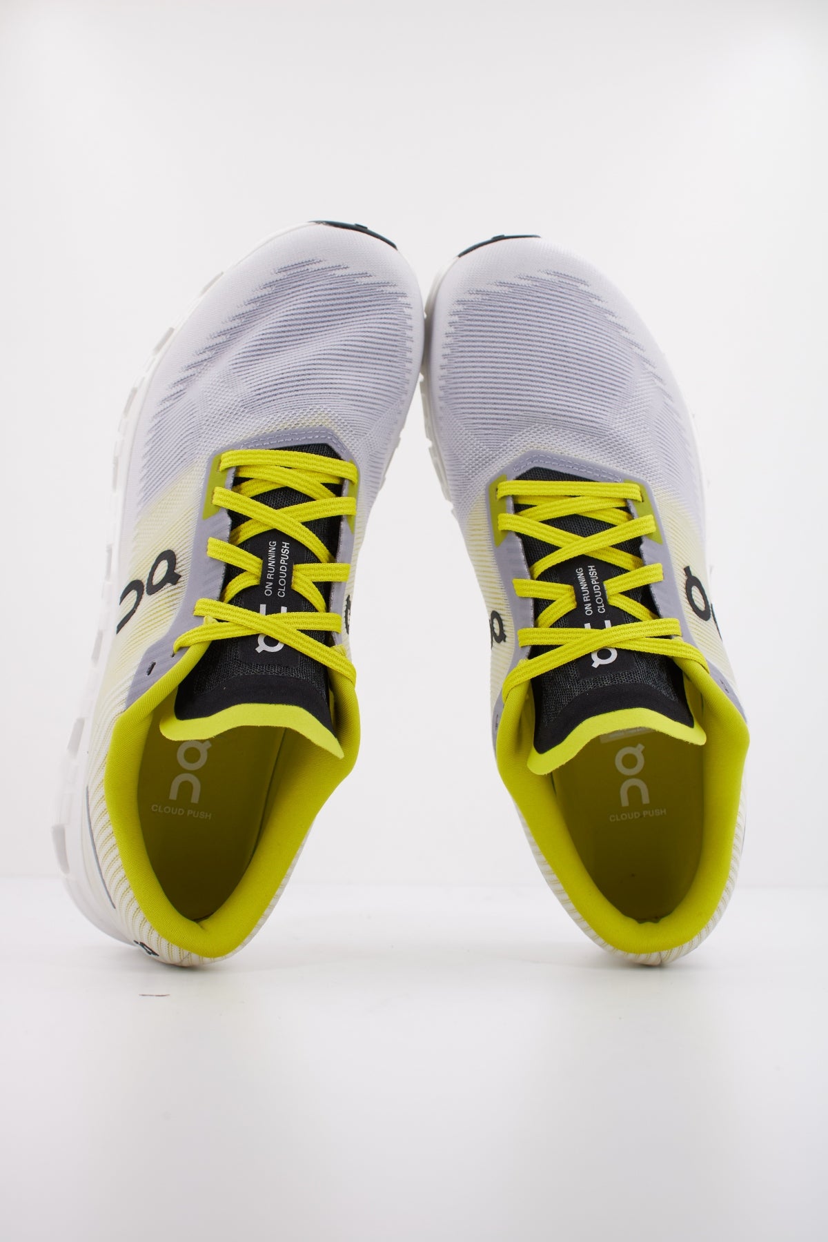 ON RUNNING CLOUD PUSH en color VIOLETA (3)