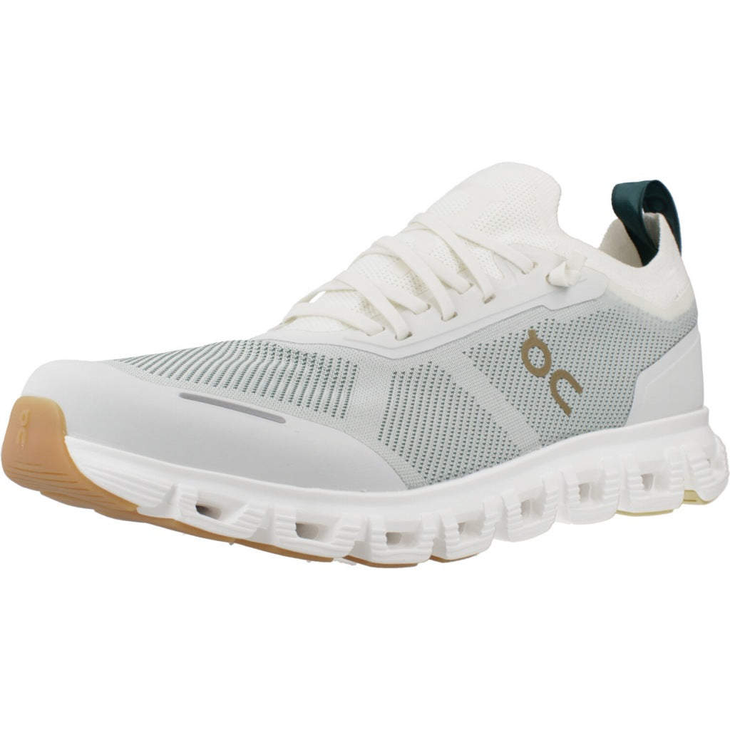 ON RUNNING CLOUD VERSA en color VERDE (1)