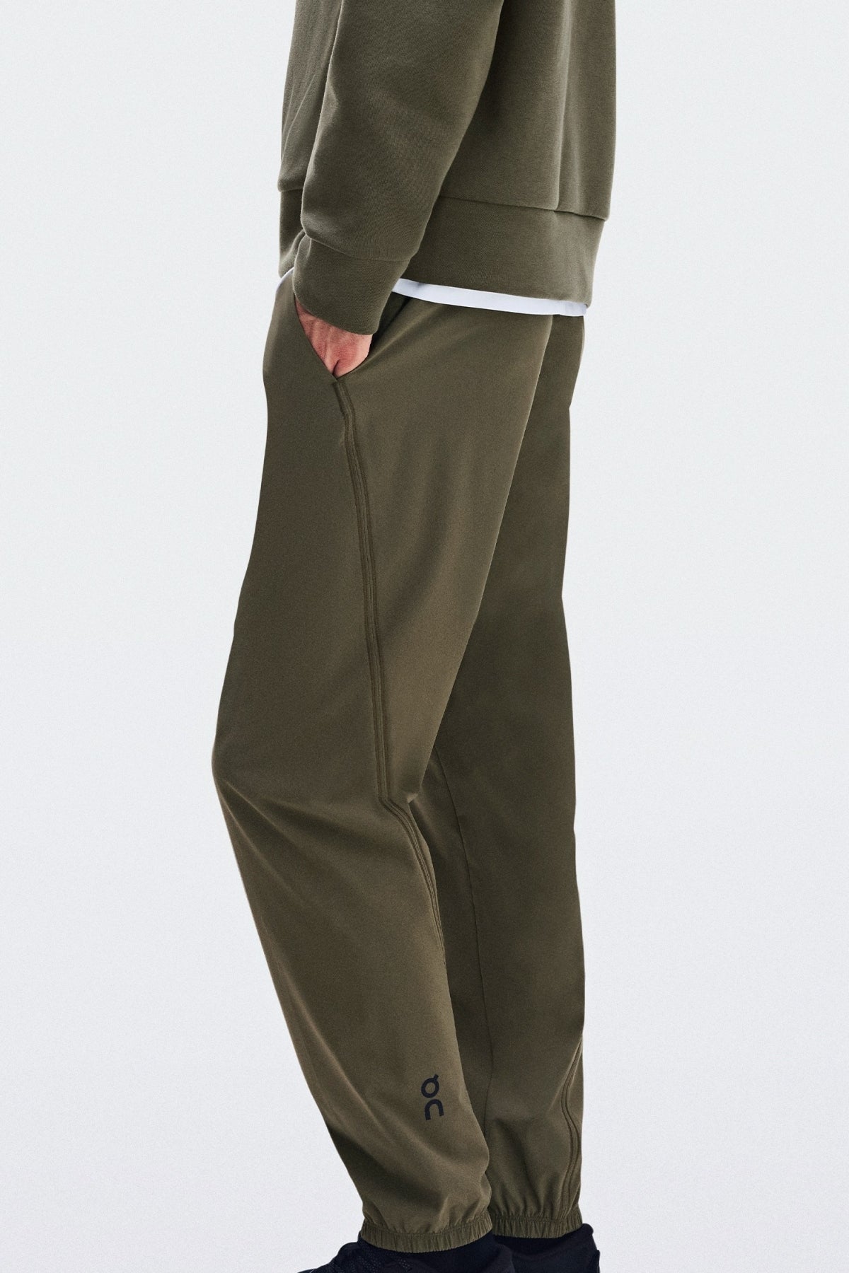 ON RUNNING FOCUS PANTS M BARK en color (4)