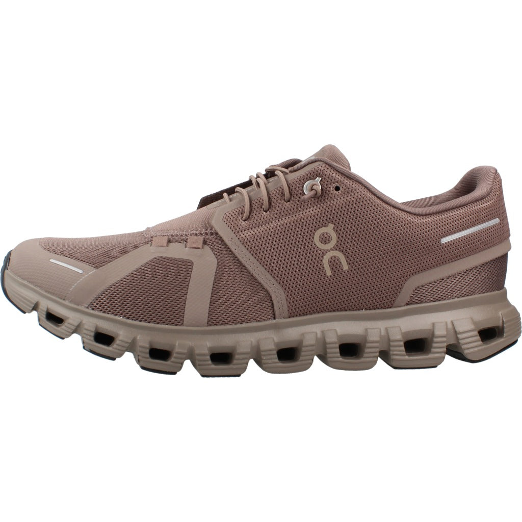 ON RUNNING CLOUD en color MARRON (2)