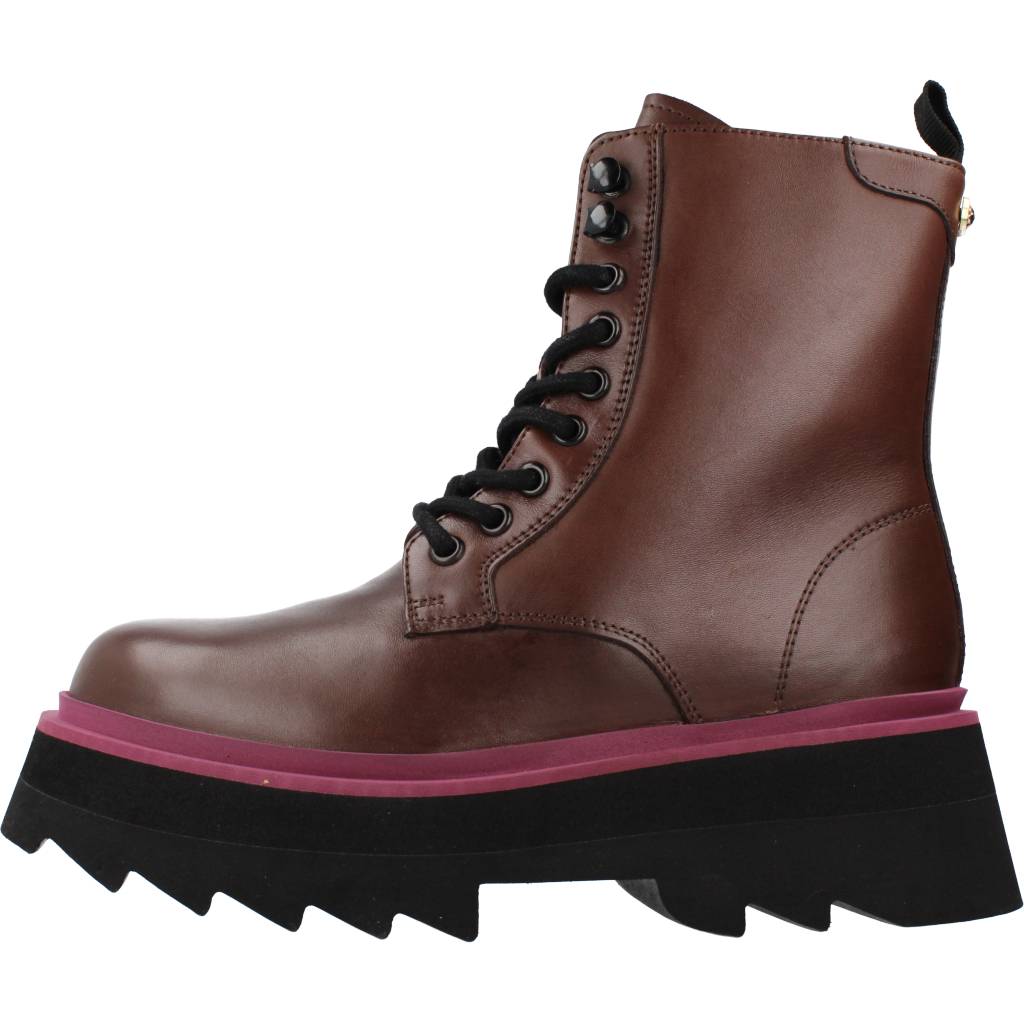 APEPAZZA LOUISE en color MARRON (2)
