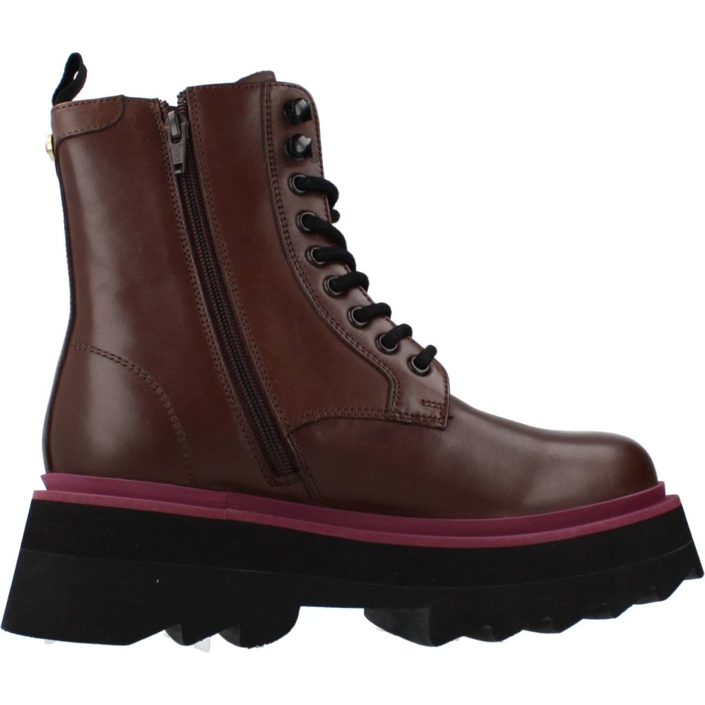 APEPAZZA LOUISE en color MARRON (4)