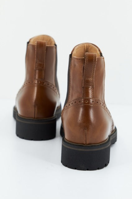NERO GIARDINI ID en color MARRON (3)