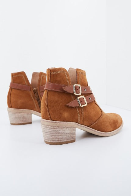 NERO GIARDINI ED en color MARRON (3)