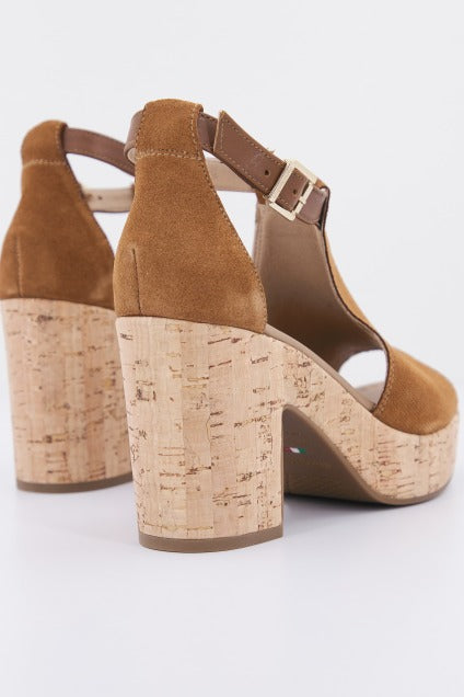 NERO GIARDINI ED en color MARRON (3)