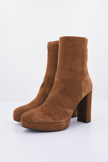 NERO GIARDINI IDE en color MARRON (1)