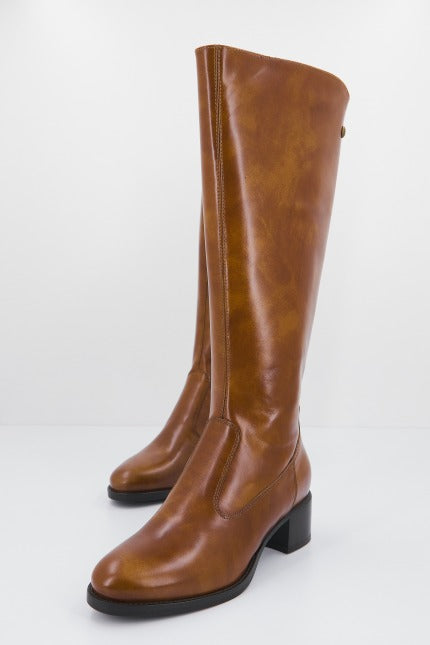 NERO GIARDINI ID en color MARRON (1)