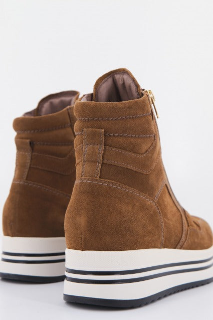 NERO GIARDINI ID en color MARRON (3)