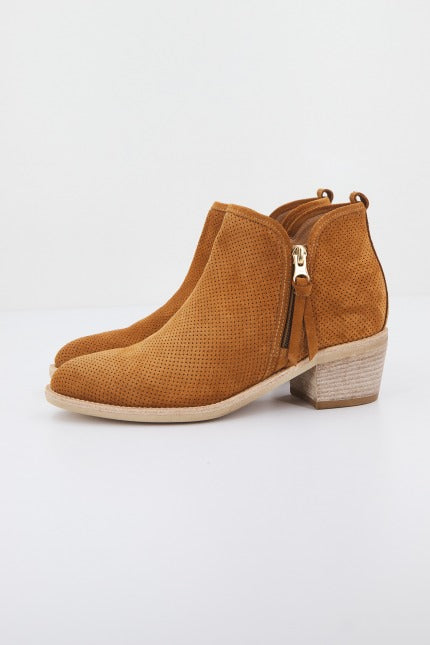 NERO GIARDINI ED en color MARRON (1)
