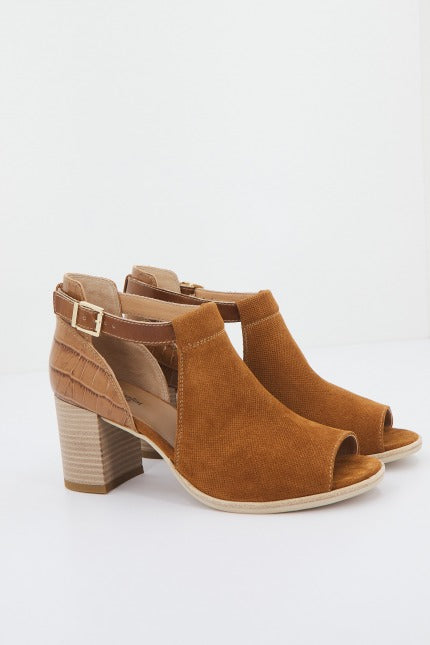 NERO GIARDINI ED en color MARRON (3)