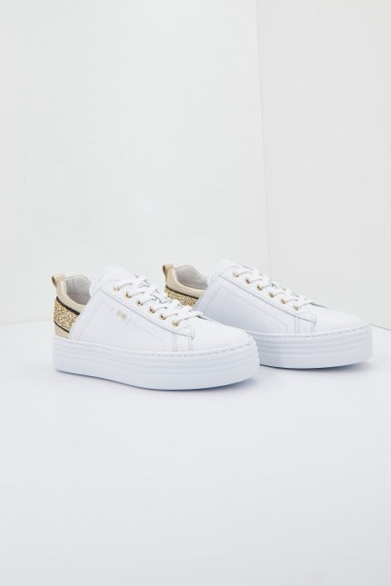 NERO GIARDINI ED en color BLANCO (1)