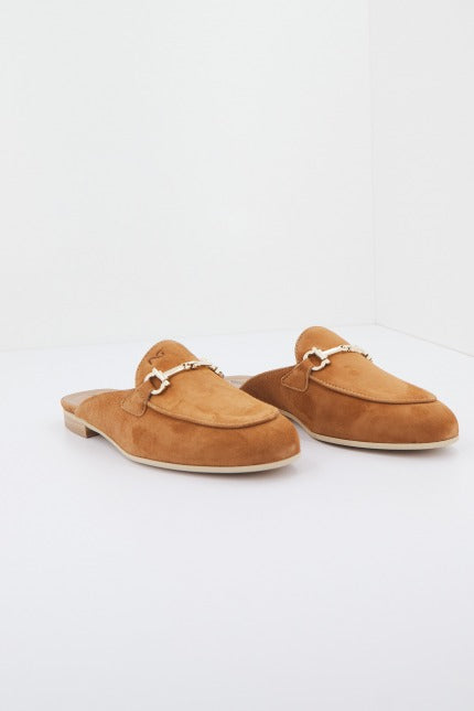 NERO GIARDINI ED en color MARRON (1)