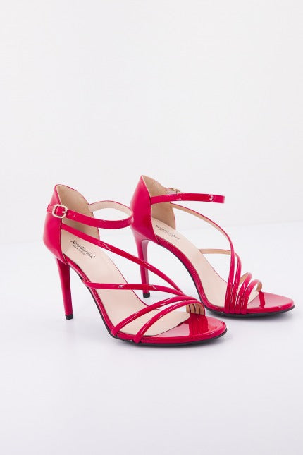 NERO GIARDINI EDE en color ROJO (2)
