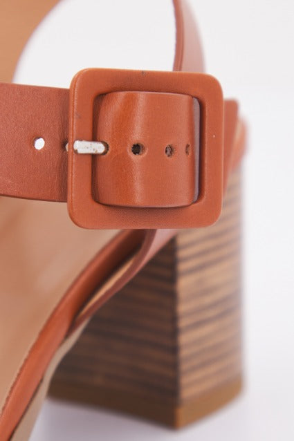 NERO GIARDINI ED en color MARRON (4)