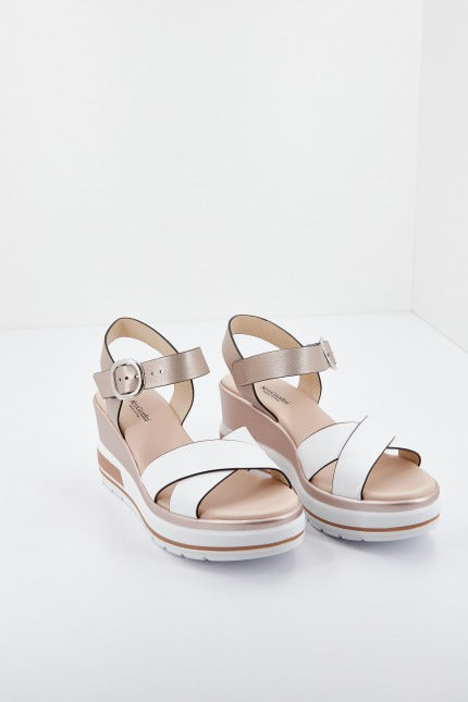 NERO GIARDINI ED en color BLANCO (2)