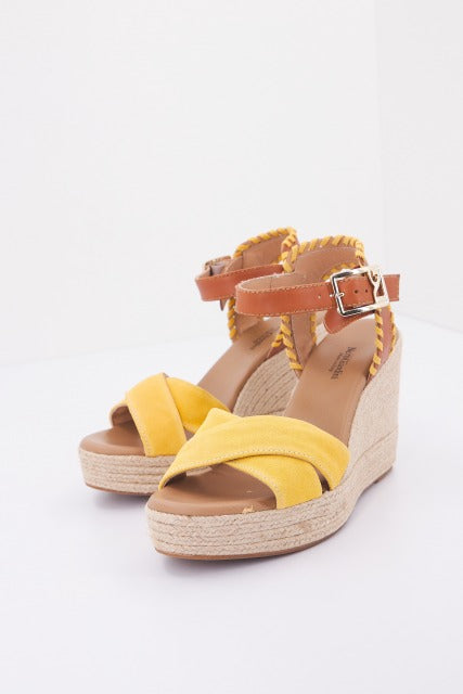 NERO GIARDINI ED en color AMARILLO (3)