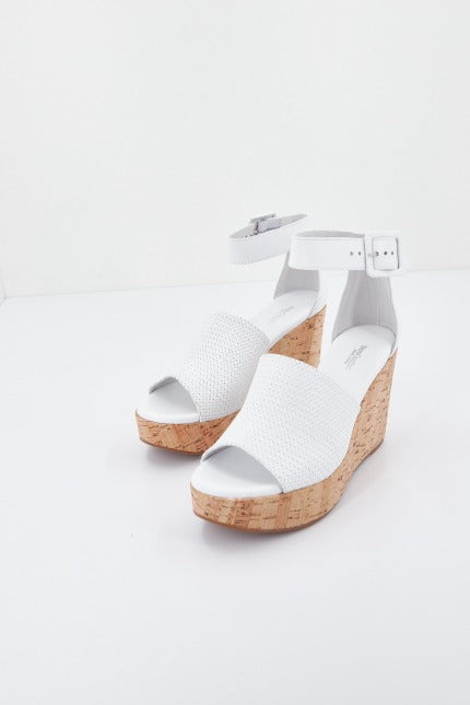 NERO GIARDINI ED en color BLANCO (2)