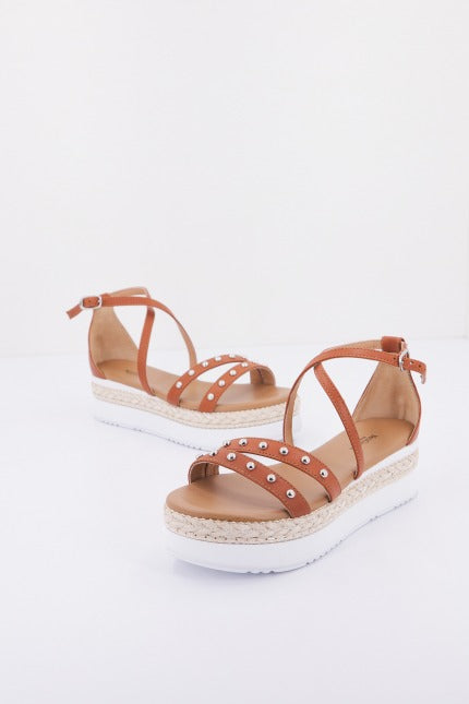 NERO GIARDINI ED en color MARRON (1)