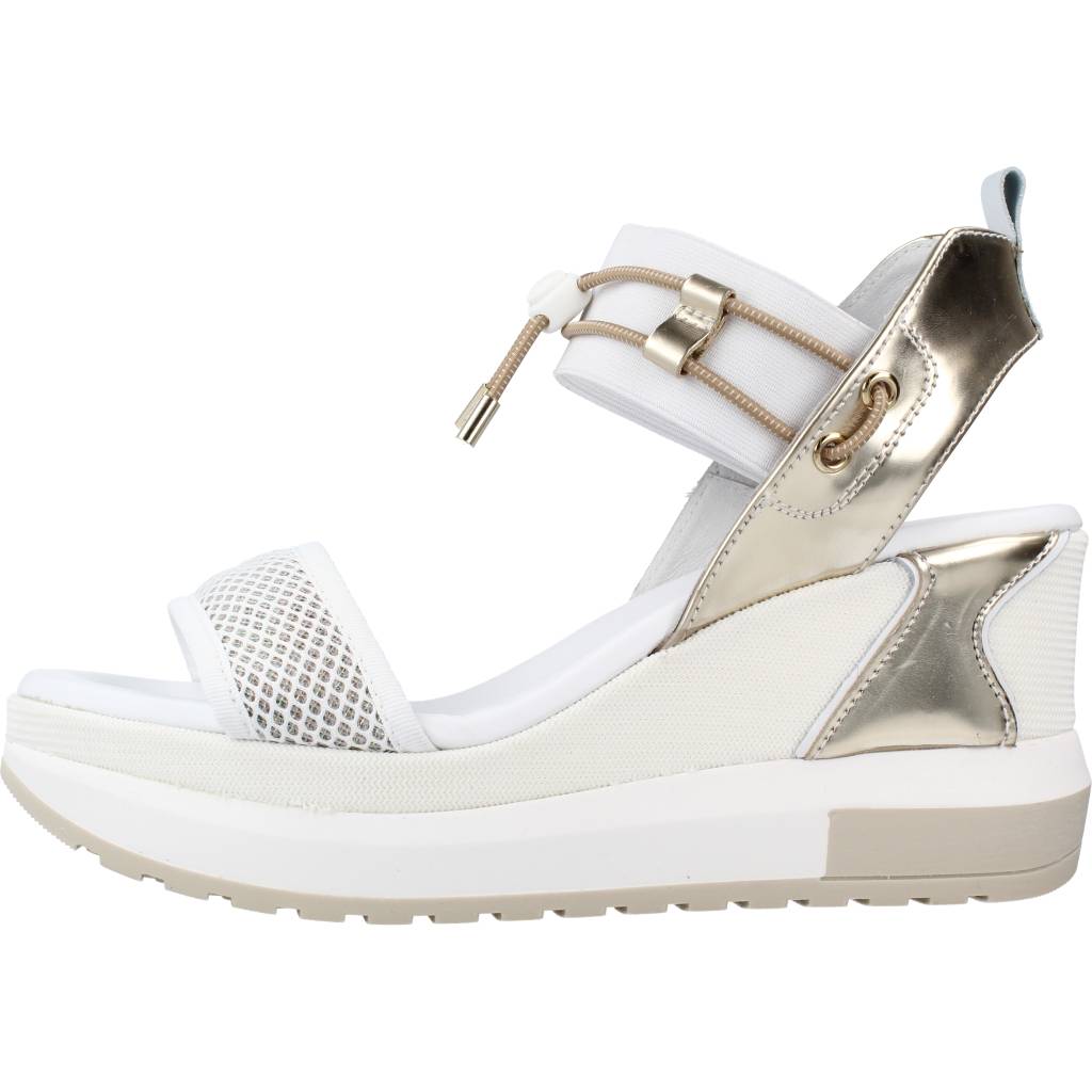 NERO GIARDINI ED en color BLANCO (2)
