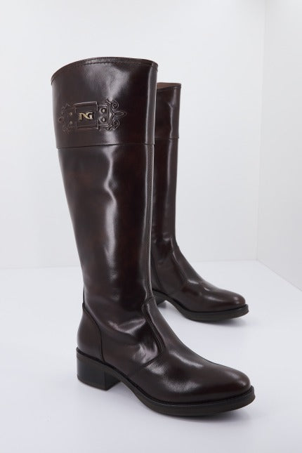 NERO GIARDINI ID en color MARRON (2)