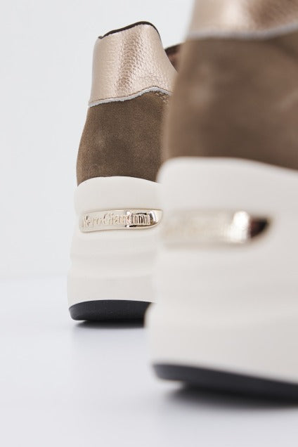 NERO GIARDINI ID en color ORO (4)