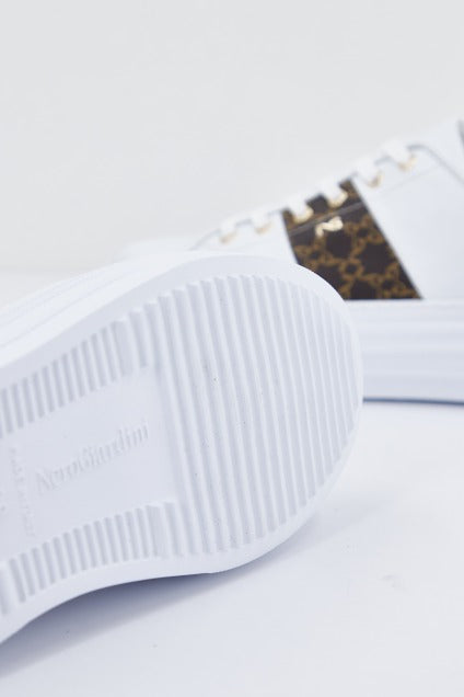 NERO GIARDINI ID en color BLANCO (4)