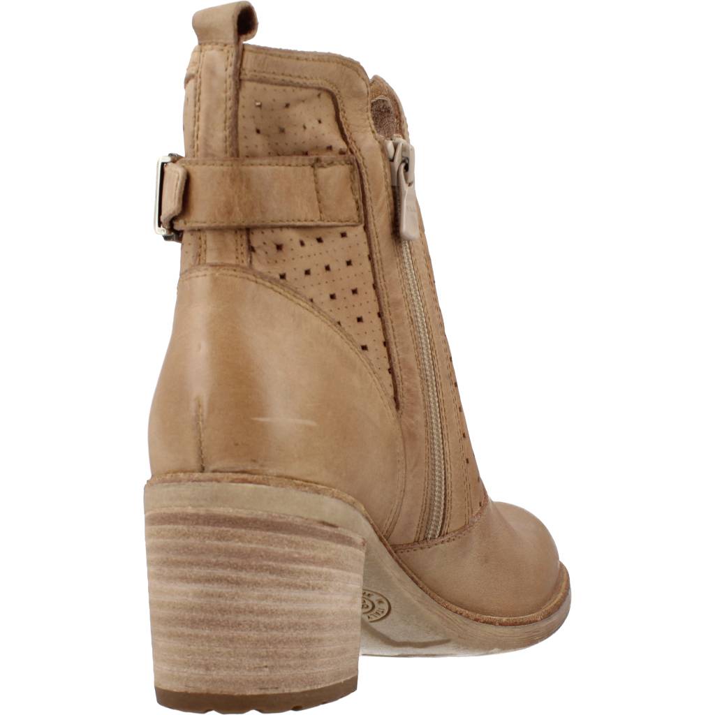 NERO GIARDINI ED en color MARRON CLARO (3)