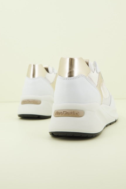NERO GIARDINI ED en color BLANCO (3)