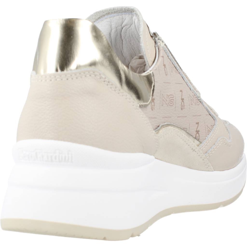NERO GIARDINI ED en color BEIS (3)