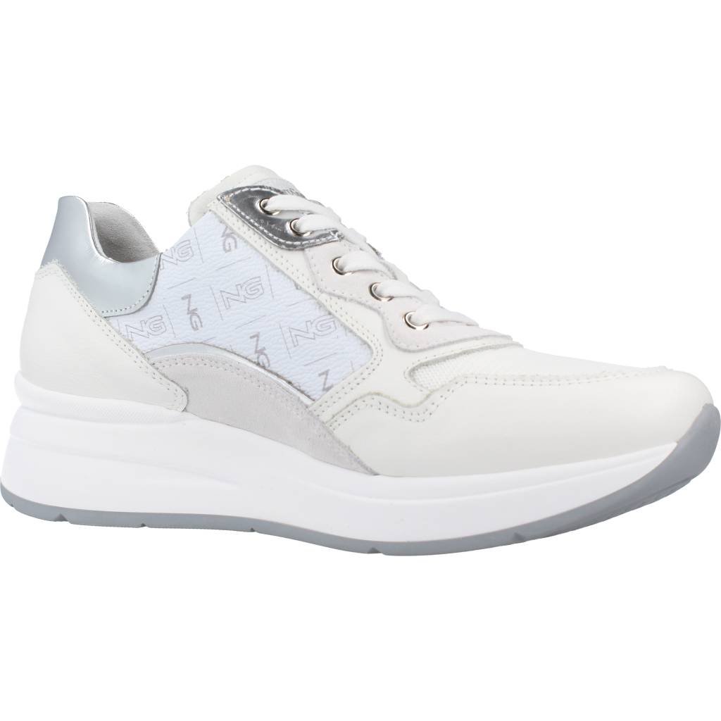 NERO GIARDINI ED en color BLANCO (5)