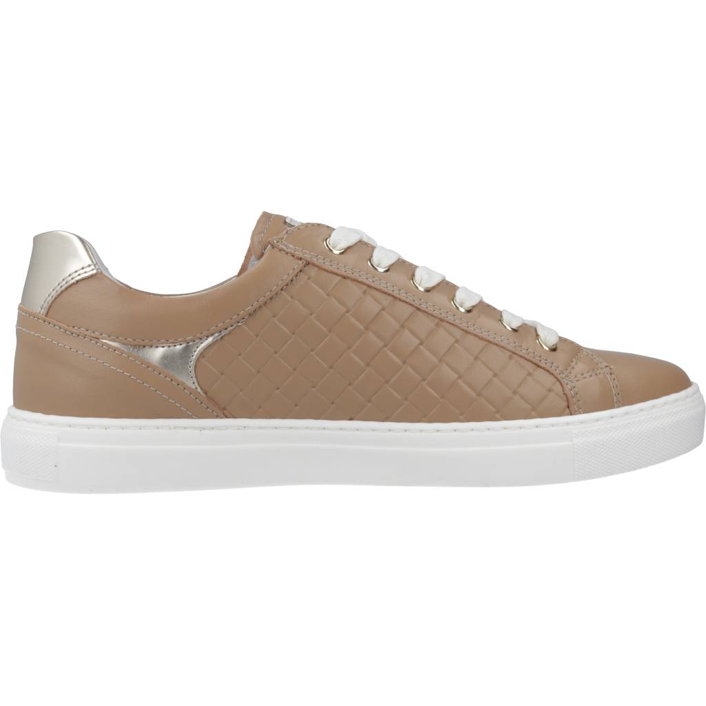 NERO GIARDINI ED en color MARRON (4)