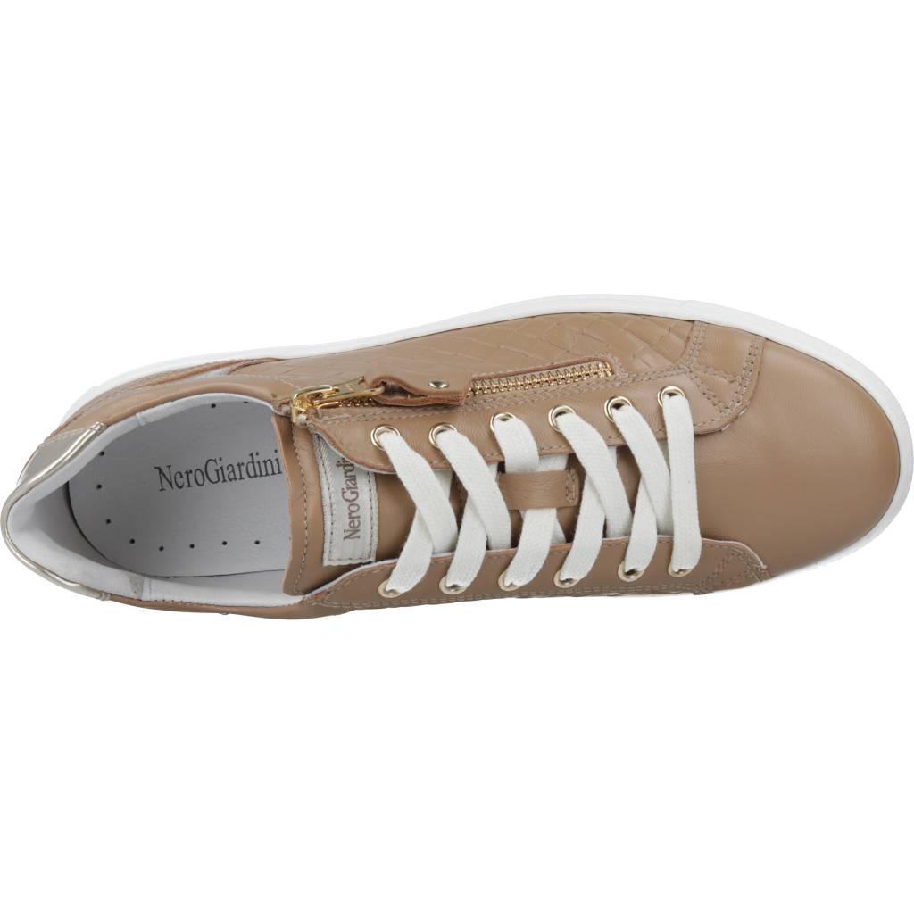 NERO GIARDINI ED en color MARRON (7)